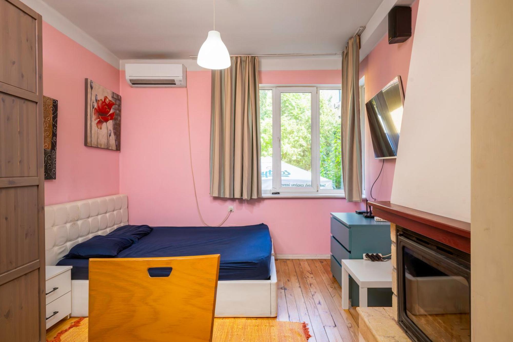 Ferienwohnung Sofia'S 1Bd Colourful Getaway Near Ndk Exterior foto